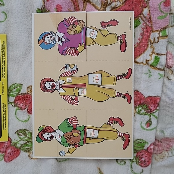 Vintage McDonald's 80's/90's Collectible Bundle - Picture 6 of 10